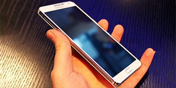 Samsung Galaxy Note 3: ″больше″ - значит ″лучше″?