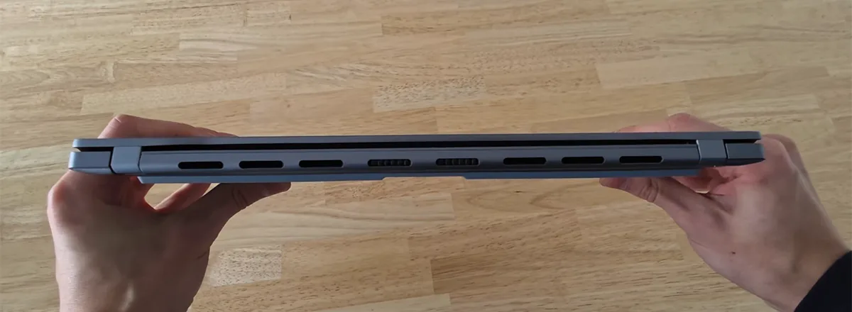 ASUS VivoBook S14 - вид сзади