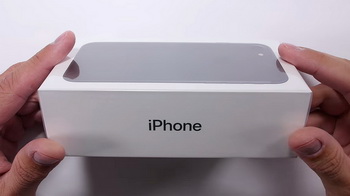 Упаковка iPhone 7