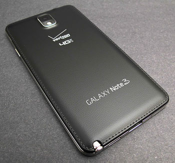 Samsung Galaxy Note 3. Тыльная сторона