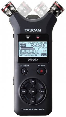 Диктофон Tascam DR-07X черный 19844506350463