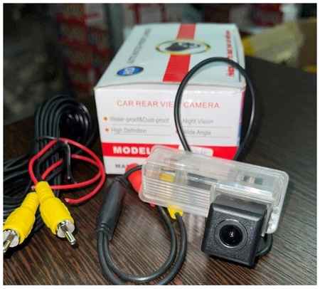 Torino Камера заднего вида с плафоном Suzuki SX4 2004-2011 на седан 19848590267789