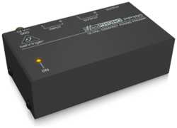 Behringer PP400 Предусилитель-корректор для проигрывателей виниловых дисков (Phono)